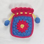 Pouch Serut Bunga (Quaint Posies) Crochet/Rajut - Merah Biru